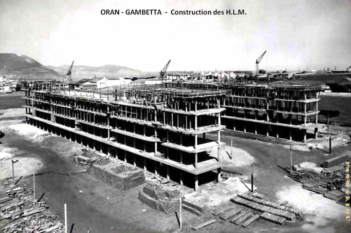 Oran - Gambetta- HLM - En construction.jpg